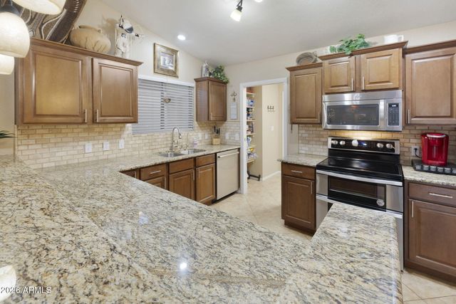 1089 LEISURE WORLD --, Mesa, AZ 85206