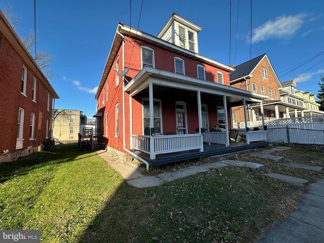 583 S SECOND STREET, Chambersburg, PA 17201