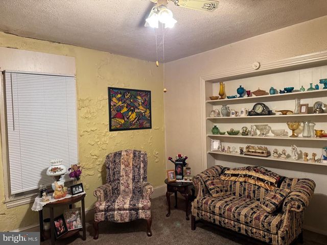 583 S SECOND STREET, Chambersburg, PA 17201