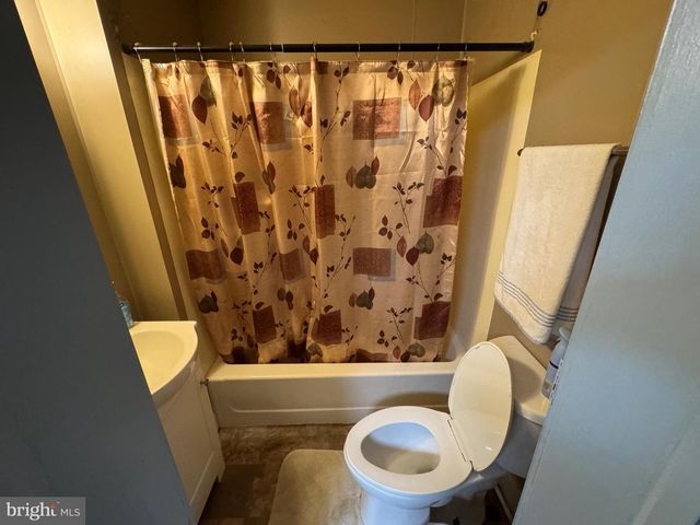 583 S SECOND STREET, Chambersburg, PA 17201