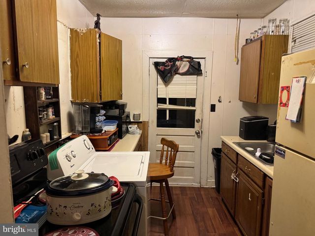 583 S SECOND STREET, Chambersburg, PA 17201