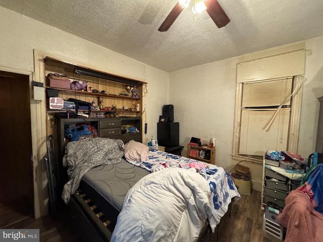 583 S SECOND STREET, Chambersburg, PA 17201