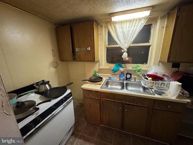 583 S SECOND STREET, Chambersburg, PA 17201