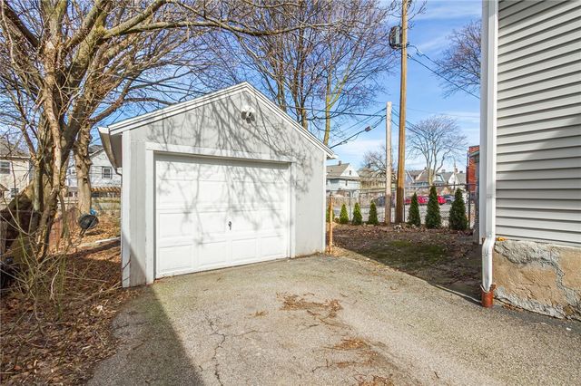 210 Henrietta Street, Rochester, NY 14620