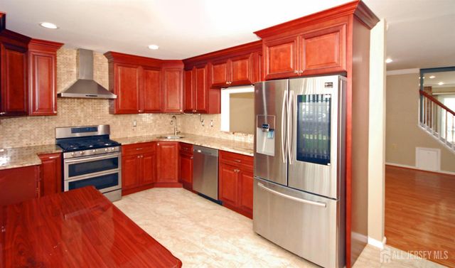 96 Brewster Circle, Old Bridge, NJ 08857