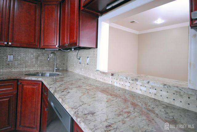 96 Brewster Circle, Old Bridge, NJ 08857