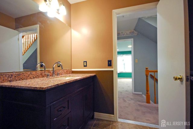 96 Brewster Circle, Old Bridge, NJ 08857
