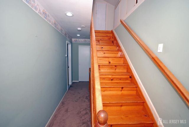 96 Brewster Circle, Old Bridge, NJ 08857