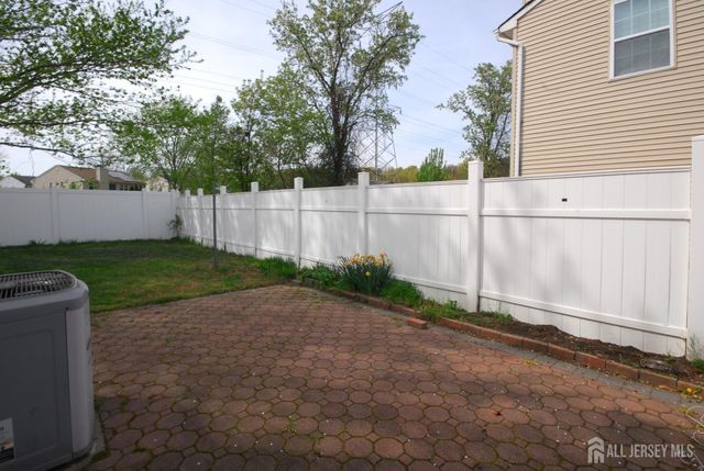 96 Brewster Circle, Old Bridge, NJ 08857