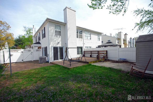 96 Brewster Circle, Old Bridge, NJ 08857