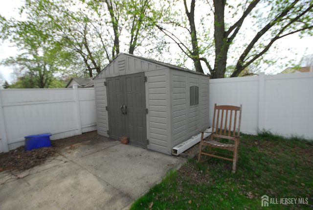 96 Brewster Circle, Old Bridge, NJ 08857