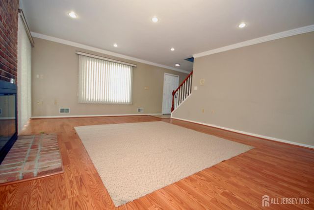 96 Brewster Circle, Old Bridge, NJ 08857