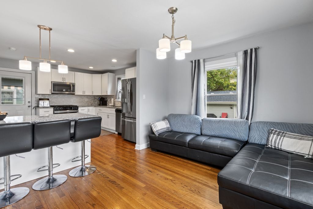 431 W Elm Street, Villa Park, IL 60181 — photo 5