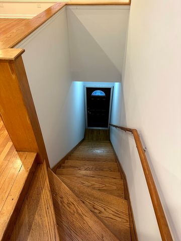 6045 W Irving park Road 2, Chicago, IL 60634