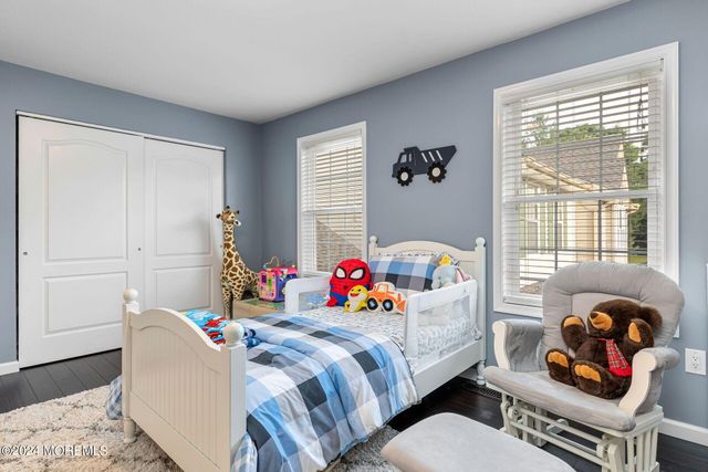 52 Aberdare Court 7, Freehold, NJ 07728