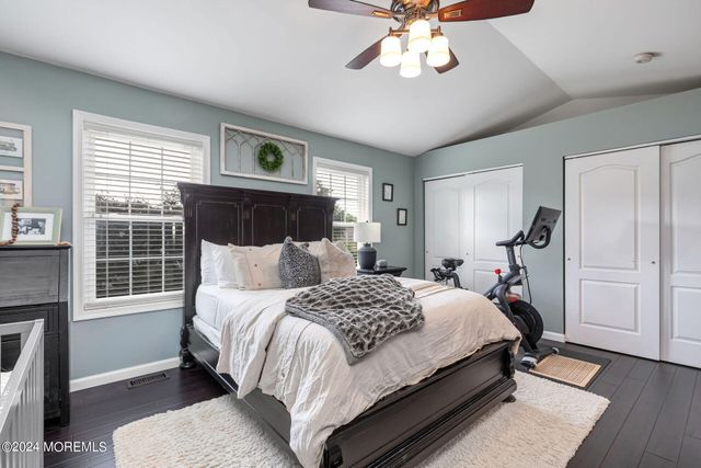 52 Aberdare Court 7, Freehold, NJ 07728