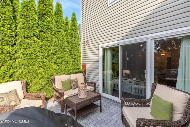 52 Aberdare Court 7, Freehold, NJ 07728