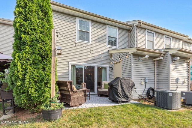 52 Aberdare Court 7, Freehold, NJ 07728