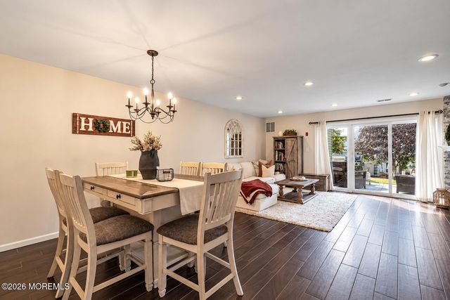 52 Aberdare Court 7, Freehold, NJ 07728