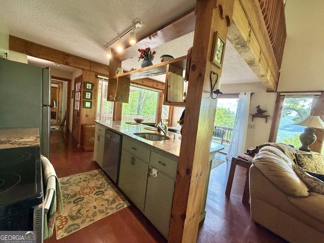 1491 Black Branch Road, Rabun Gap, GA 30568