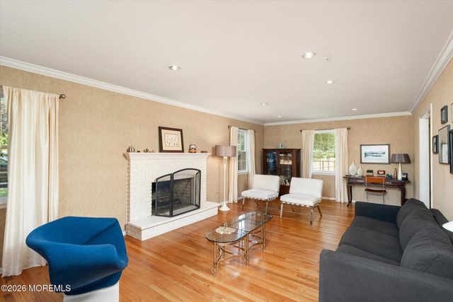 22 Woods Road, Freehold, NJ 07728