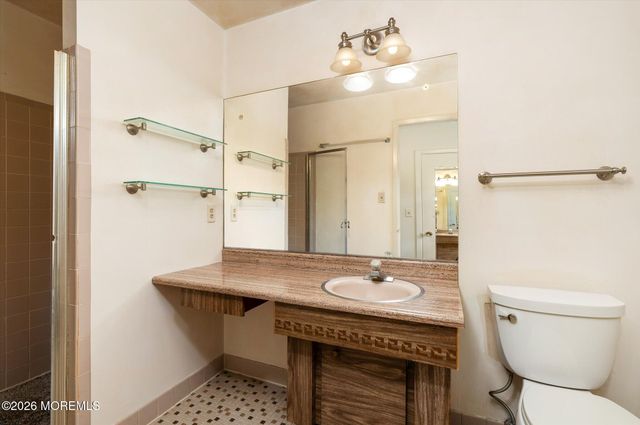 22 Woods Road, Freehold, NJ 07728