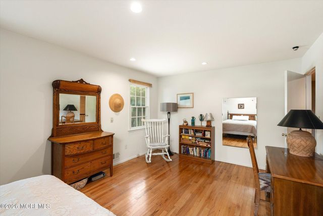 22 Woods Road, Freehold, NJ 07728