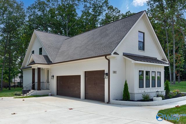 39 Trail Loop Road, Huntsville, AL 35803