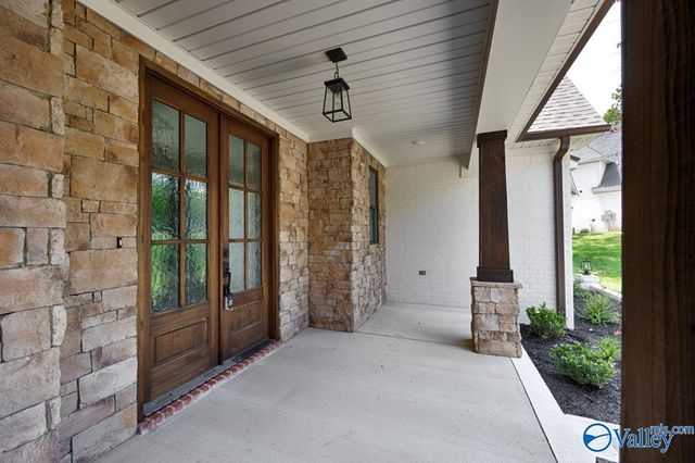 39 Trail Loop Road, Huntsville, AL 35803