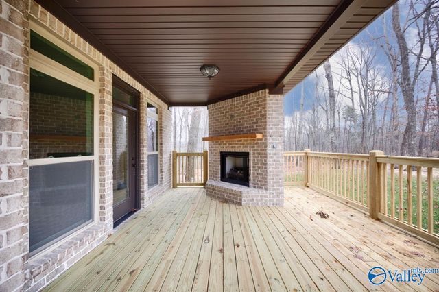 39 Trail Loop Road, Huntsville, AL 35803