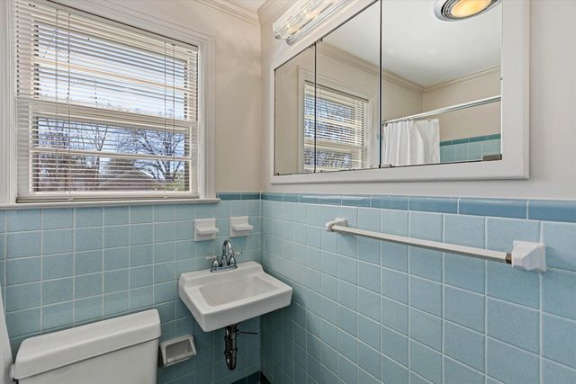 3334 OAK RD, Bartlett, TN 38135