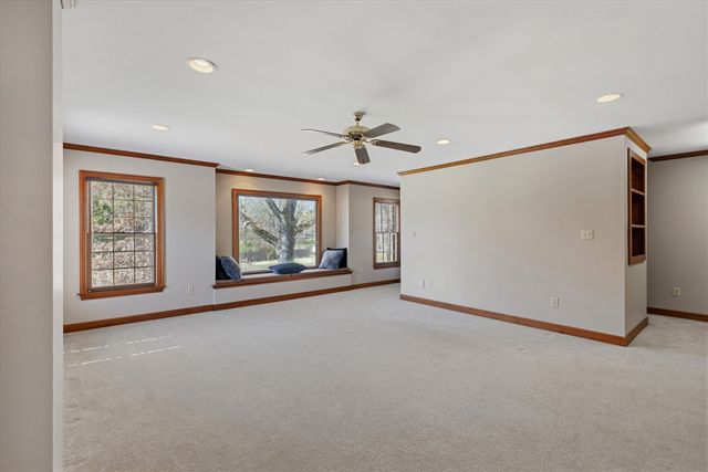 3334 OAK RD, Bartlett, TN 38135