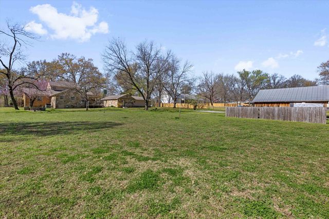 3334 OAK RD, Bartlett, TN 38135