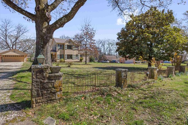 3334 OAK RD, Bartlett, TN 38135