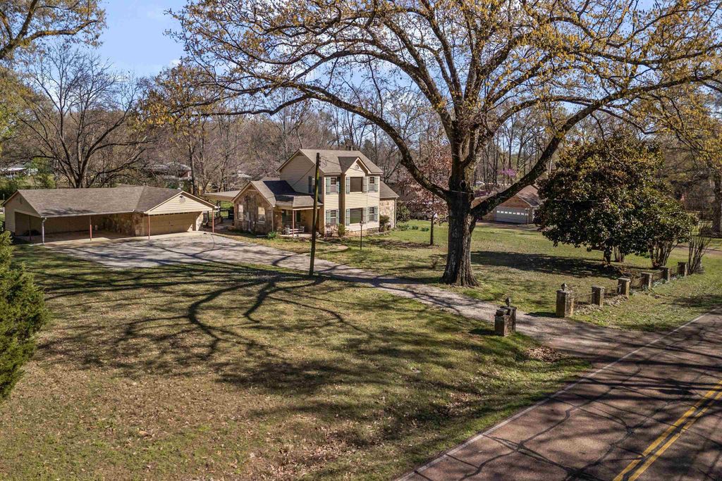 3334 OAK RD, Bartlett, TN 38135