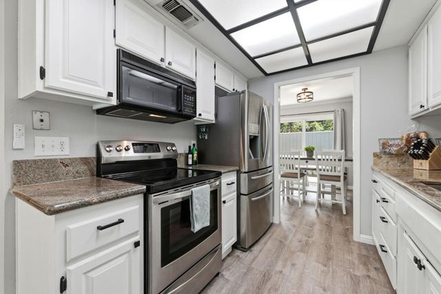 3278 Topaz Ln, Cameron Park, CA 95682