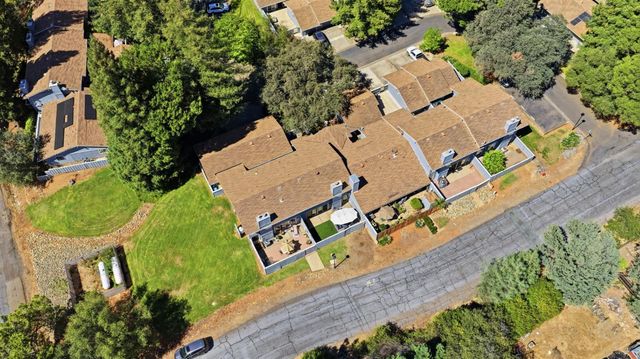 3278 Topaz Ln, Cameron Park, CA 95682