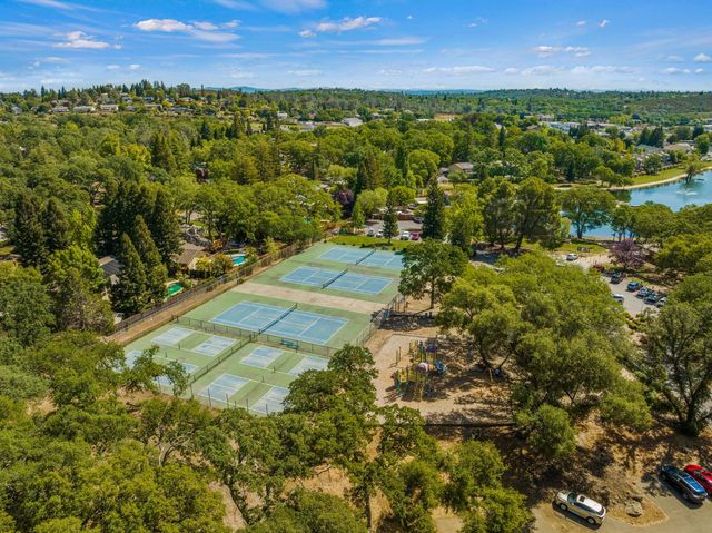 3278 Topaz Ln, Cameron Park, CA 95682