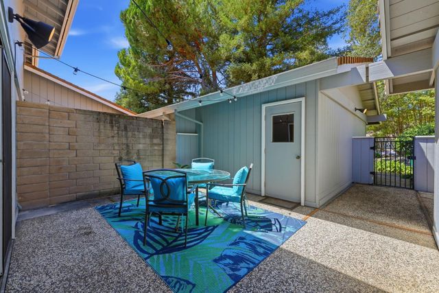 3278 Topaz Ln, Cameron Park, CA 95682
