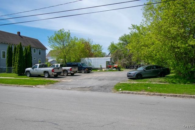1560 Howard Avenue, Utica, NY 13501