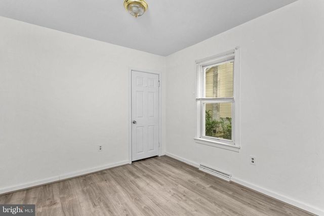 127 GREEN LN, Ewing, NJ 08638