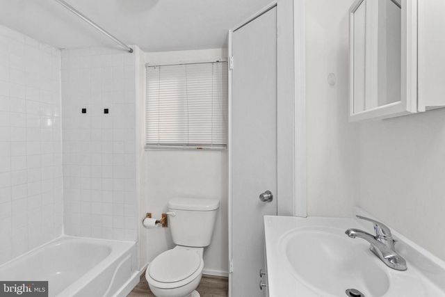 127 GREEN LN, Ewing, NJ 08638