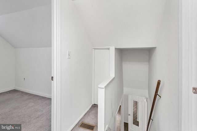 127 GREEN LN, Ewing, NJ 08638
