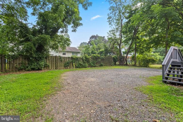 127 GREEN LN, Ewing, NJ 08638