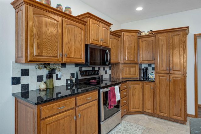 3711 W Cobblefield Street, Springfield, MO 65807