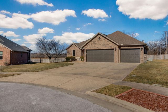 3711 W Cobblefield Street, Springfield, MO 65807