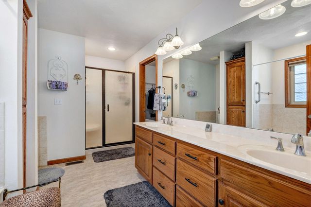 3711 W Cobblefield Street, Springfield, MO 65807