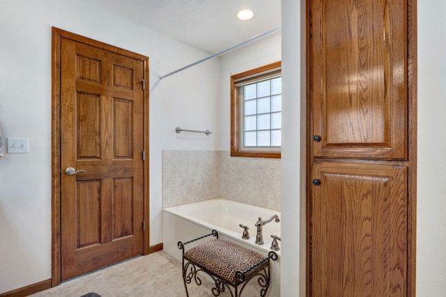 3711 W Cobblefield Street, Springfield, MO 65807