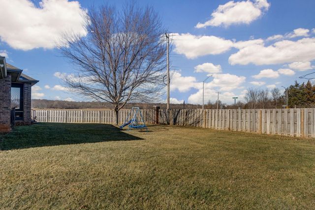 3711 W Cobblefield Street, Springfield, MO 65807