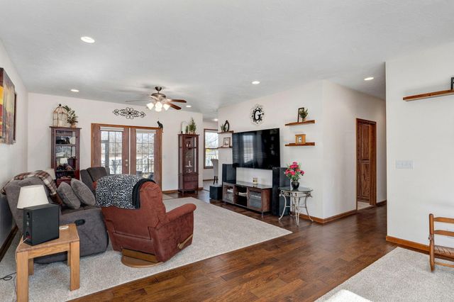 3711 W Cobblefield Street, Springfield, MO 65807